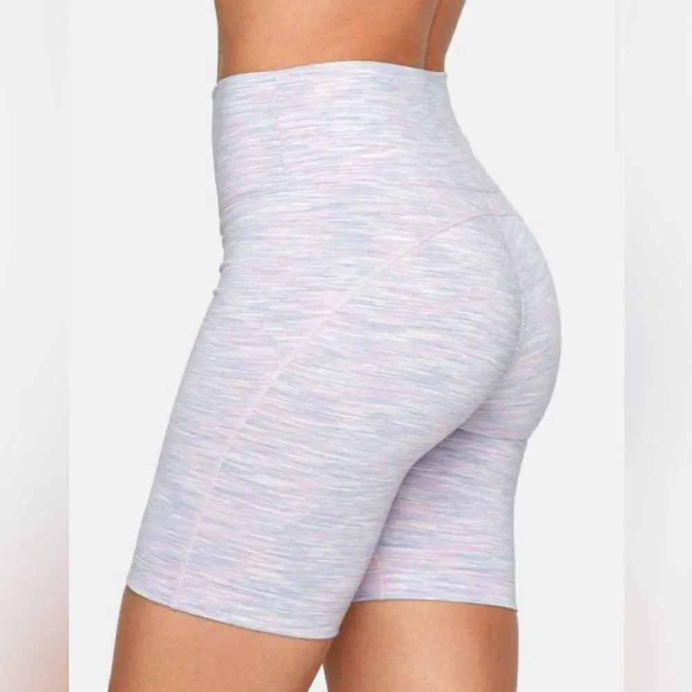 Outdoor Voices Super Bloom Freeform Biker Short 7”- Size XS